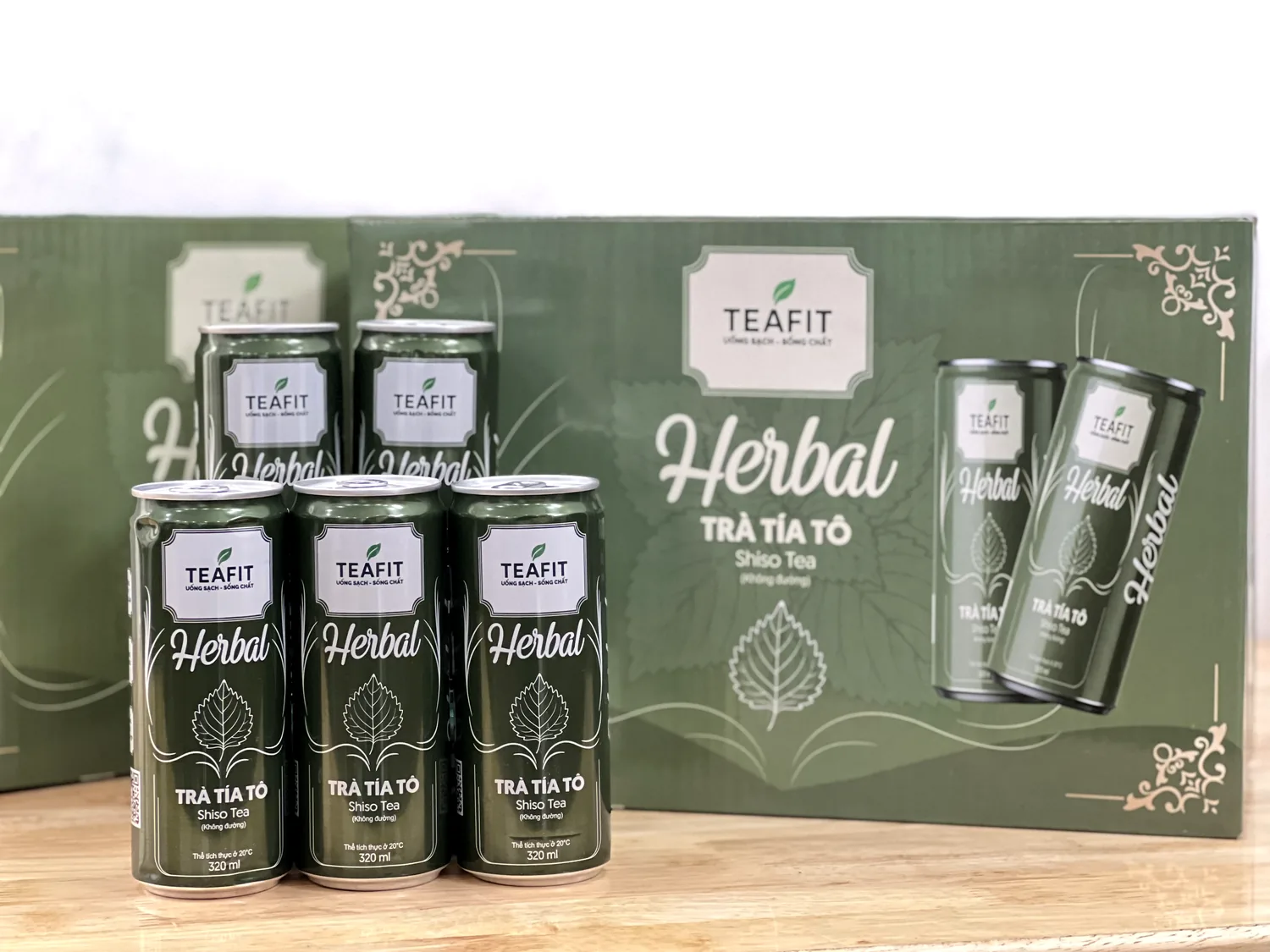 TEAFIT Herbal shiso tea — 320 ml cans and case